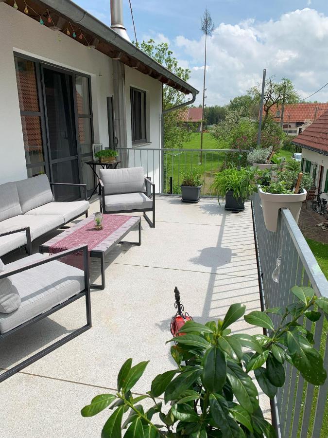 Fe Wo Brunnen - 120 Qm - Ruhige Lage - Viel Natur- Komfortabel - Grosser Balkon Und Garten Μέμμινγκεν Εξωτερικό φωτογραφία