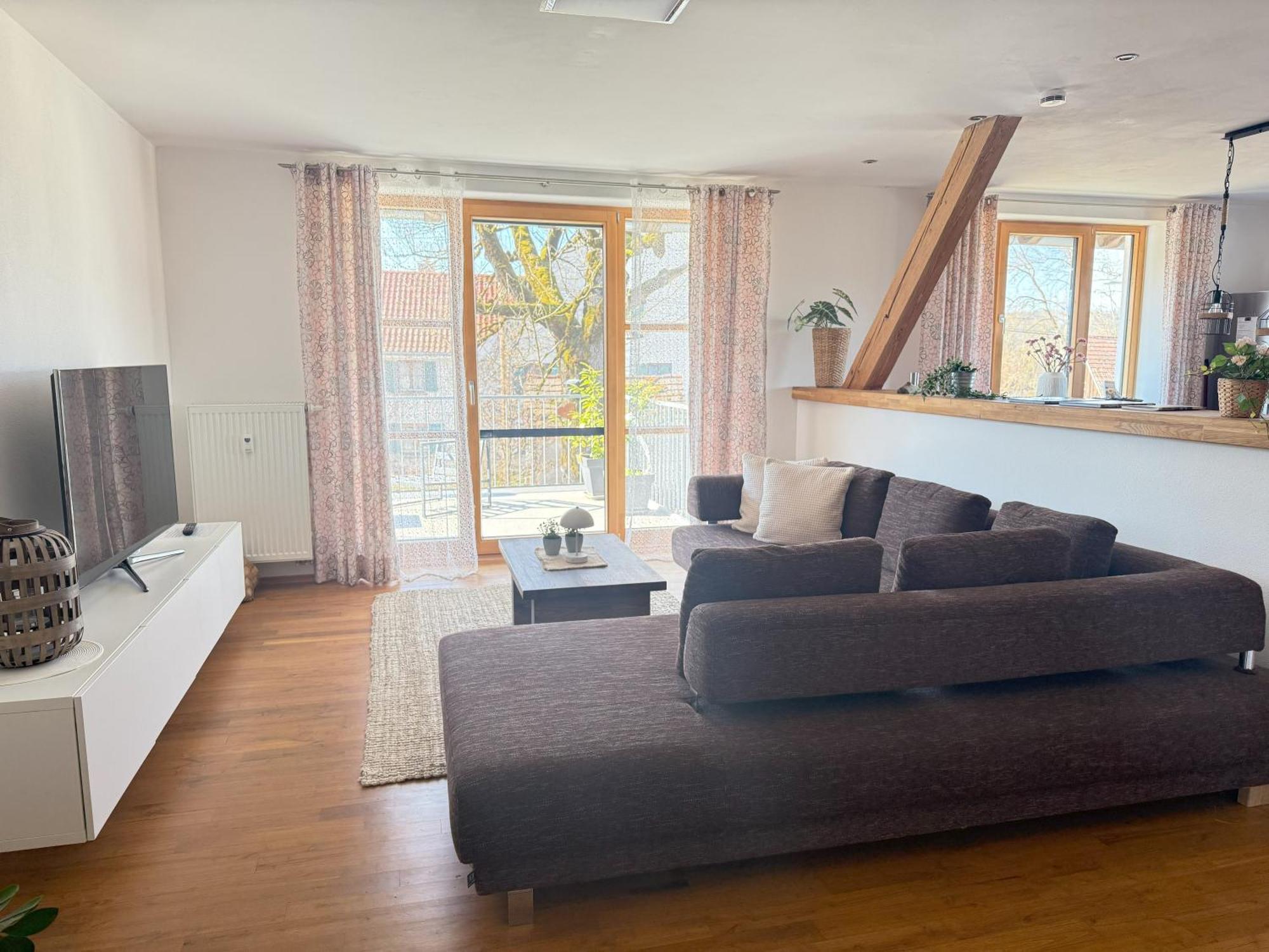 Fe Wo Brunnen - 120 Qm - Ruhige Lage - Viel Natur- Komfortabel - Grosser Balkon Und Garten Μέμμινγκεν Εξωτερικό φωτογραφία