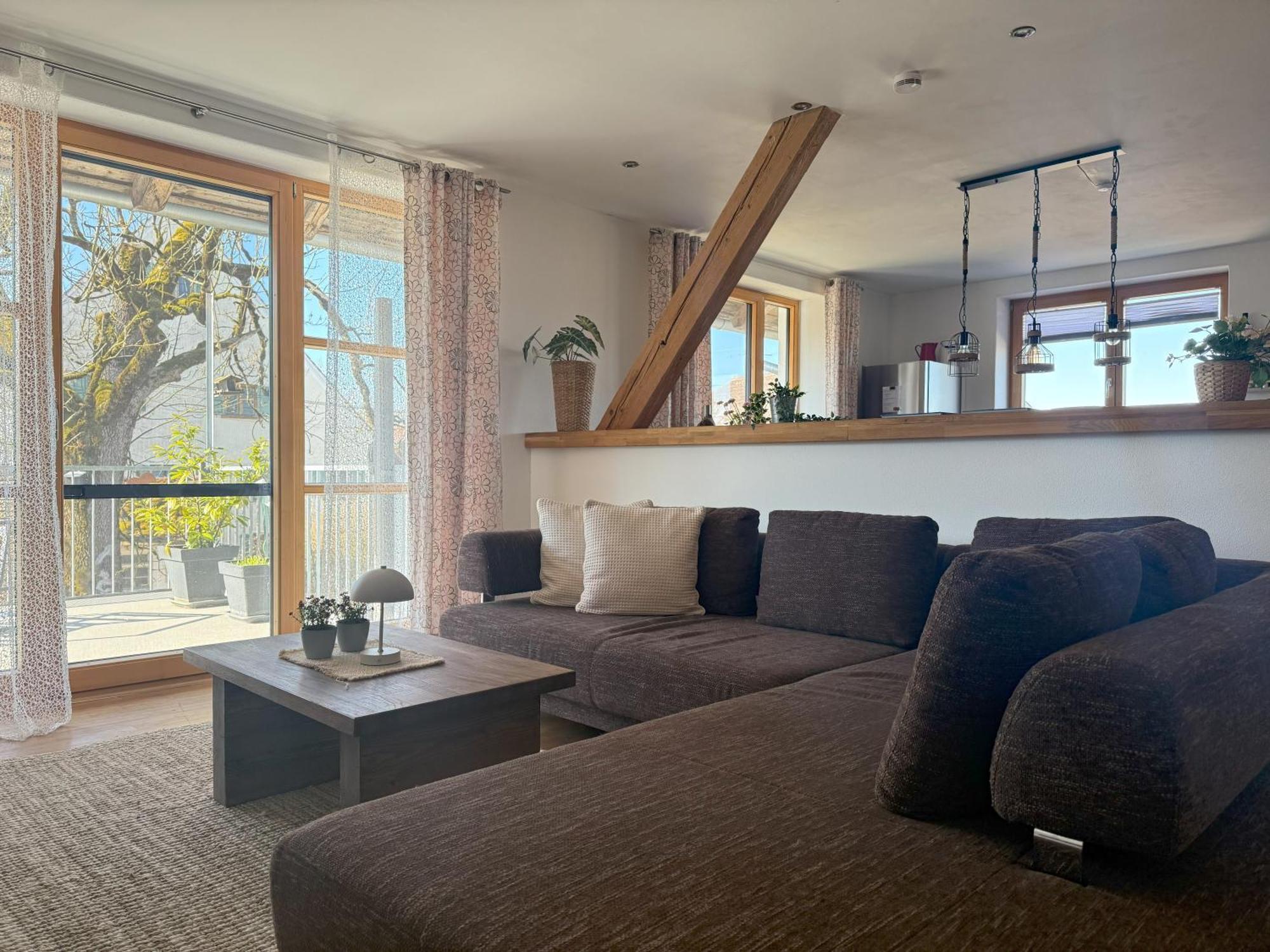 Fe Wo Brunnen - 120 Qm - Ruhige Lage - Viel Natur- Komfortabel - Grosser Balkon Und Garten Μέμμινγκεν Εξωτερικό φωτογραφία